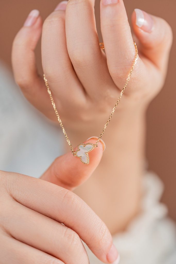 Van Cleef & Arpels Alhambra Butterfly Bracelet Custom Yellow Gold 18k (2)