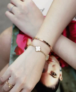 Van Cleef & Arpels Alhambra Womens Bracelet Custom 18K Gold Mother Of Pearl (2)