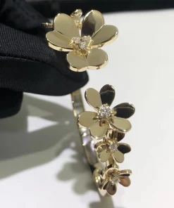 Van Cleef & Arpels Alhambra Womens Bracelet Custom Diamond 18K Gold (2)