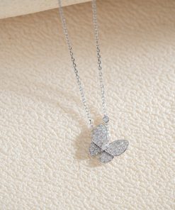 Van Cleef & Arpels Butterfly Necklace Custom Natural Diamond White Gold 18k (2)