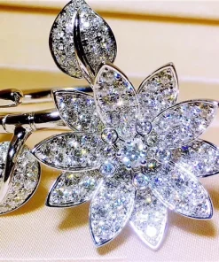 Van Cleef & Arpels Flower Texture Womens Rings Custom Diamond 18K White Gold (2)
