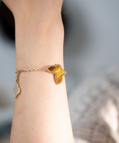 Van Cleef & Arpels Lucky Alhambra Bracelet 4 Motifs Gold 18k Custom Jewelry (2)