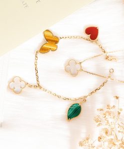 Van Cleef & Arpels Lucky Alhambra Bracelet 4 Motifs Gold 18k Custom Jewelry (2)