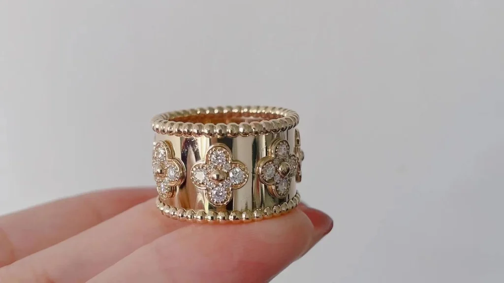 Van Cleef & Arpels Perlee Clover Rings Diamond 18K Gold Custom (2)