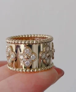 Van Cleef & Arpels Perlee Clover Rings Diamond 18K Gold Custom (2)