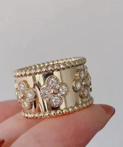 Van Cleef & Arpels Perlee Clover Rings Diamond 18K Gold Custom (2)