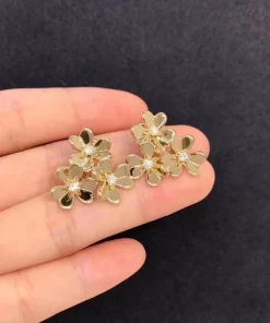 Van Cleef & Arpels Vignette Clover Earrings Custom Diamond 18K Gold (2)