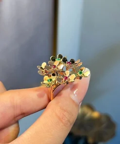 Van Cleef & Arpels Vignette Clover Rings Custom Diamond Ruby 18K Gold (2)