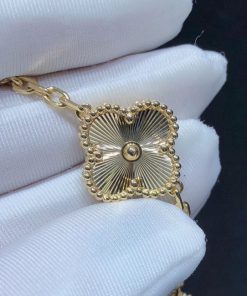 Van Cleef & Arpels Vintage Alhambra Bracelet 5 Motifs Custom 18K Gold (2)