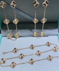 Van Cleef & Arpels Vintage Alhambra Necklace 10 Motifs Custom 18K Gold Womens (7)