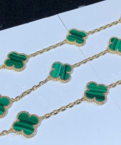 Van Cleef & Arpels Vintage Alhambra Necklace Customs Gemstone 18K Gold 10 Motifs (2)