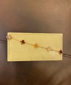 Van Cleef & Arpels Vintage Alhambra Womens Bracelet Custom 18K Gold (2)