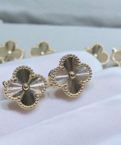 Van Cleef & Arpels Vintage Alhambra Womens Earring Remake 18K Gold (2)