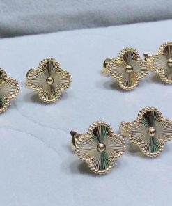 Van Cleef & Arpels Vintage Alhambra Womens Earring Remake 18K Gold (2)