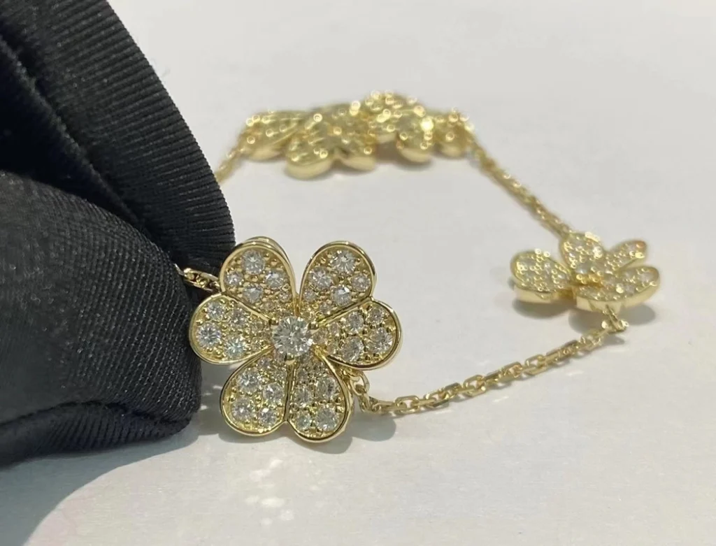 Van Cleef & Arpels Womens Bracelet Custom Diamond 18K Gold (2)