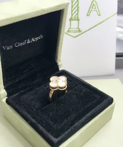 Van Cleef & Arpels Womens Rings Custom Mother Of Pearl 18K Gold (2)