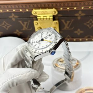 Tudor Black Bay Pro M79470 Super Clone Watches White Dial ZF Factory 39mm (1)