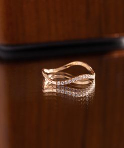 Women's Ring With Wavy Design Crafted In 18k Rose Gold And Studded With Natural Diamonds (2)