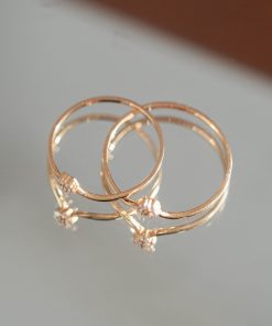 Women's Ring with Flower Pattern Crafted in 18k Rose Gold with Natural Diamonds (2)
