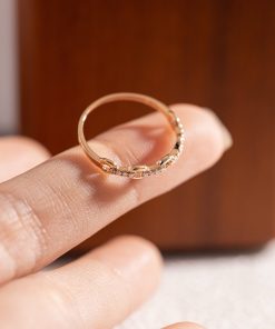 Women's Ring with Natural Diamond Crafted in 18k Rose Gold (2)