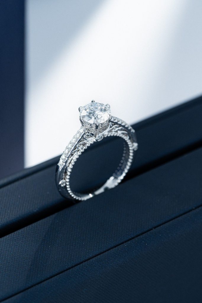 Women’s Rings Custom Natural Diamond White Gold 18k (2)