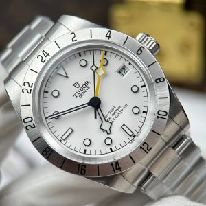 Tudor Black Bay Pro M79470 Super Clone Watches White Dial ZF Factory 39mm (1)