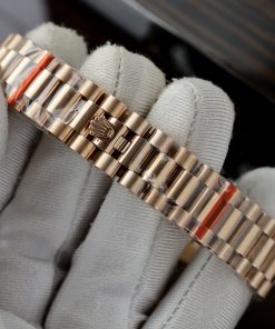 Rolex DateJust Butterfly Dial Best Replica Watch Rose Gold Women 31mm (3)