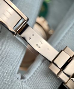 Rolex Daytona 116515LN 18K Gold Wrapped Replica Watch BT Factory 40mm (2)