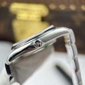 Rolex Oyster Perpetual 134300 Replica Watch Pistachio Dial VS Factory 41mm (1)