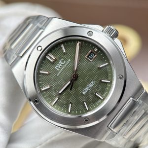 IWC Ingenieur Super Clone Watches Green Dial GH Factory 40mm (1)