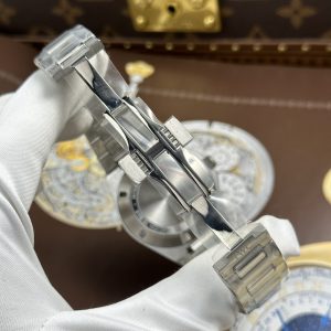 IWC Ingenieur Super Clone Watches Green Dial GH Factory 40mm (1)