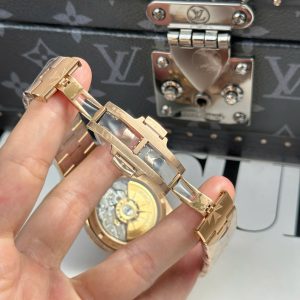 Vacheron Constantin Overseas 4500V Rose Gold Replica 11 Green Dial MKS Factory 41mm (1)