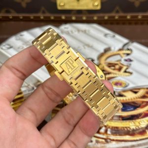 Audemars Piguet Royal Oak Jumbo Extra-thin Openworked 16204 Yellow Gold Replica Watches APS Factory 41mm (1)