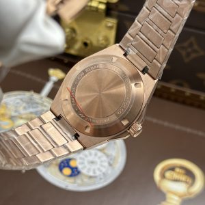 IWC Ingenieur Super Clone Watches Rose Gold With Black Dial GH Factory 40mm (1)