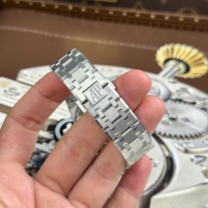 Audemars Piguet Royal Oak 15450 Replica 11 Blue Dial ZF 37mm (1)