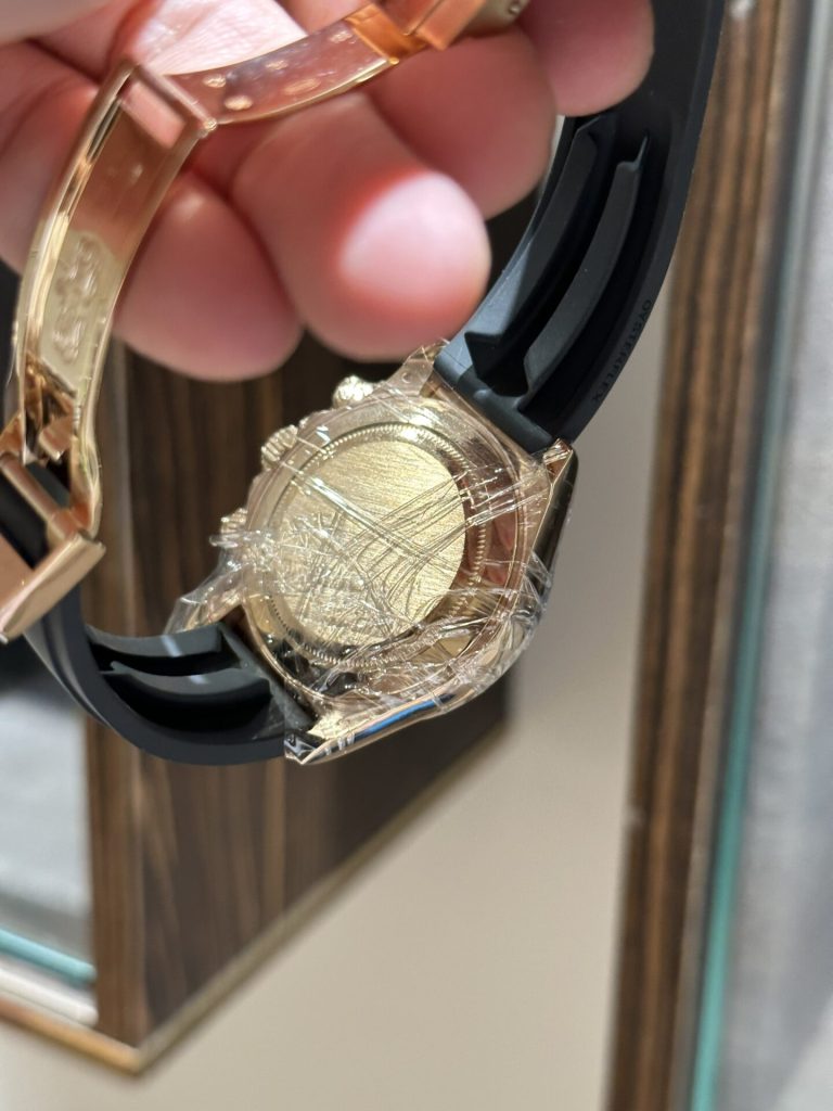 Rolex Daytona 116595RBOWDP Natural Diamond & Ruby Solid Gold Watch (4)