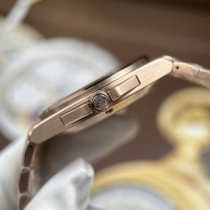 IWC Ingenieur Super Clone Watches Rose Gold With Black Dial GH Factory 40mm (1)