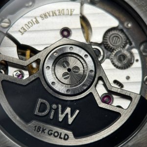 Audemars Piguet Royal Oak 15500 DiW Carbon NTPT Replica 1 1 Orange Seconds Hand 41mm (1)